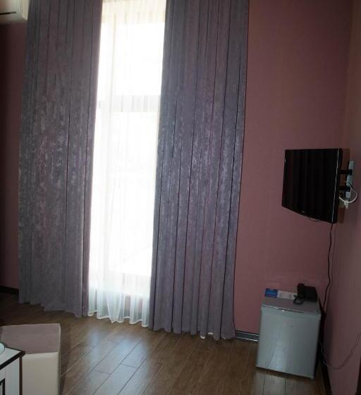 Camera Economy, Eridana