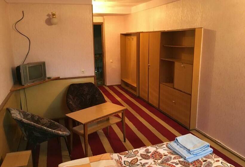 اتاق استاندارد, Nairi Rest House