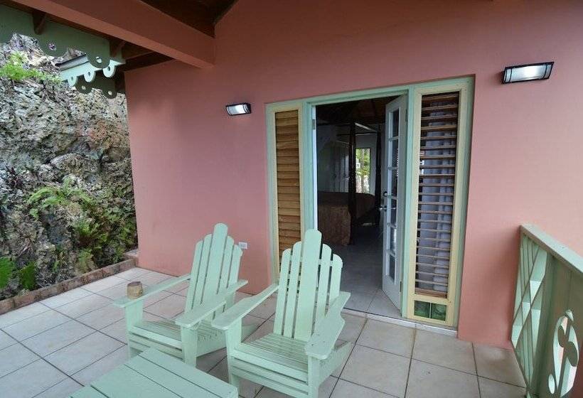 اتاق سوپریور با تخت بزرگ, Pimento Lodge Resort