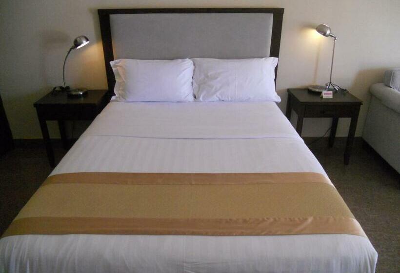 اتاق استاندارد, Plaza