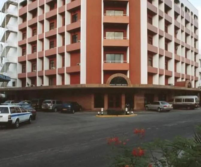 اتاق استاندارد, Royal Court