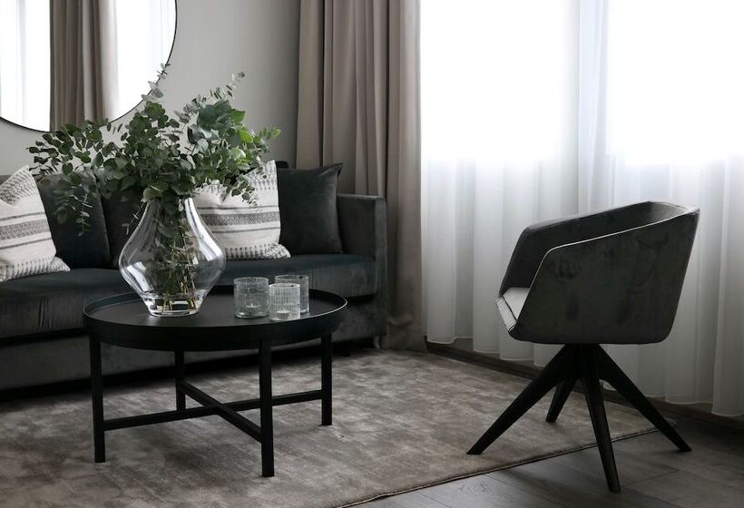 اتاق لوکس, Vestmannaeyjar