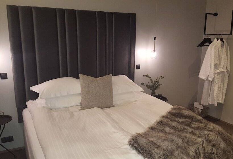 اتاق لوکس, Vestmannaeyjar