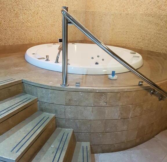 발코니가 있는 스위트, Ibiza Hotel&spa