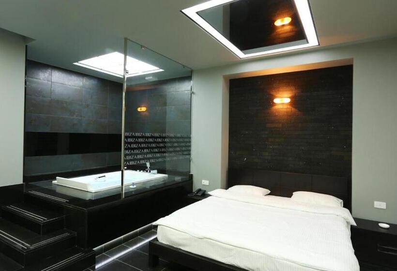 스탠다드 자쿠지 룸, Ibiza Hotel&spa