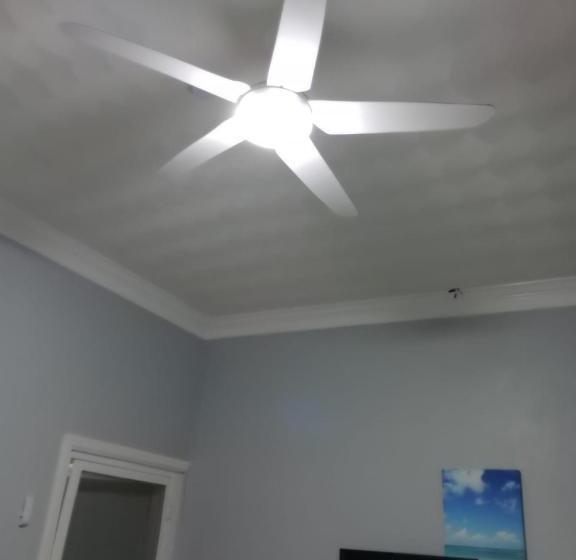 اتاق استاندارد با تخت بزرگ, Surfers Manor