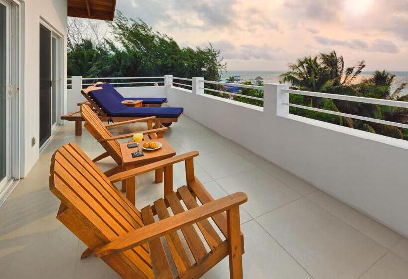 סוויטת סופריור, Weezie S Ocean Front Hotel And Garden Cottages