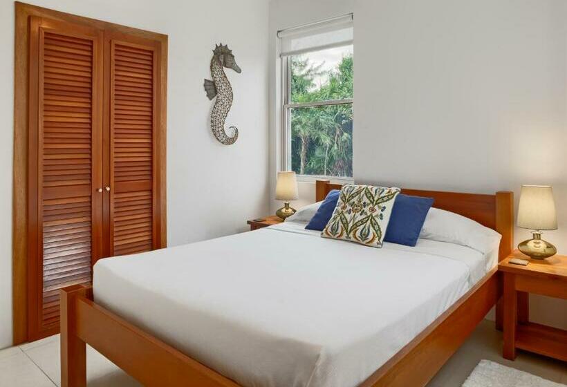 Люкс Вид на Море, Weezie S Ocean Front Hotel And Garden Cottages