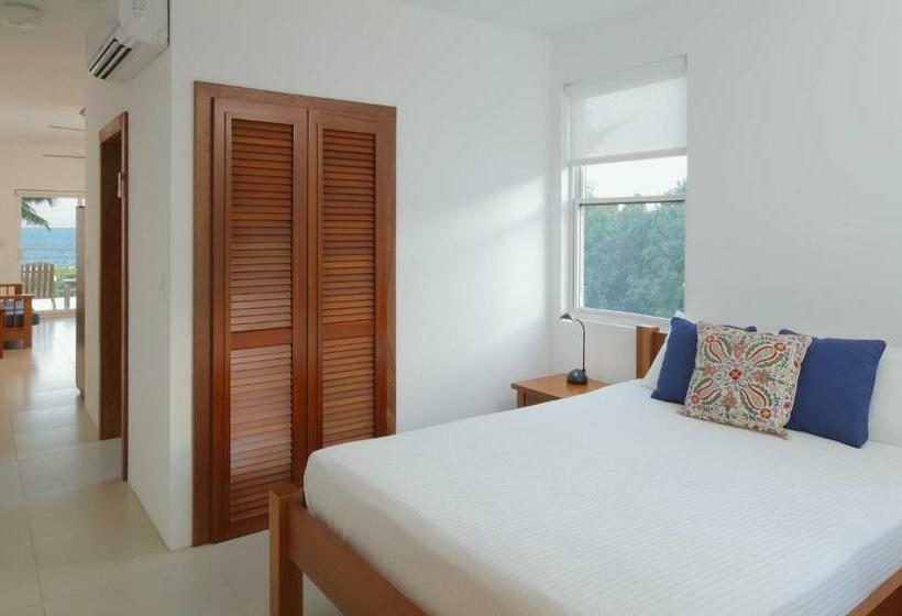 סוויטה נוף לים, Weezie S Ocean Front Hotel And Garden Cottages