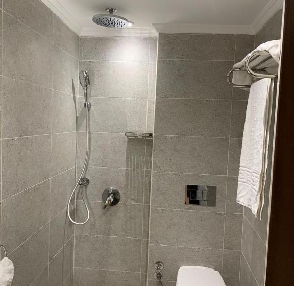 اتاق لوکس با بالکن, Khufu House 1