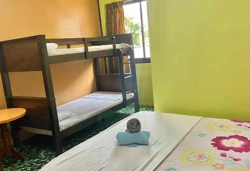 ファミリールーム, Perhentian Hazipah
