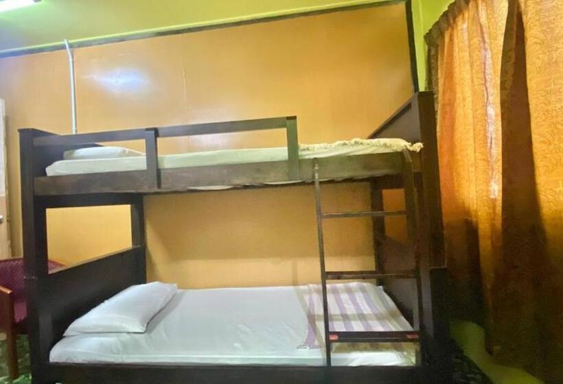 غرفة عائلية, Perhentian Hazipah