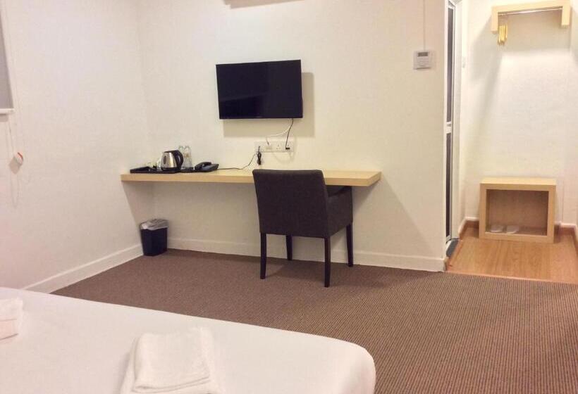 חדר סופריור, Raub Since 1968