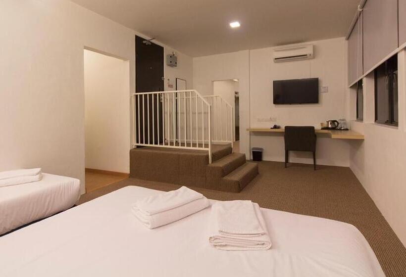 סוויטה משפחתית, Raub Since 1968