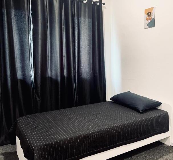 חדר סטנדרט חדר אמבטיה משותף, Ak Greenrise Meru