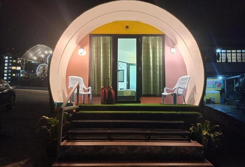 اتاق لوکس با تخت بزرگ, Cameron Highlands Blueberry Earth House