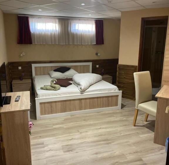 Номер Стандарт, Abszolút Hotel és Panzió