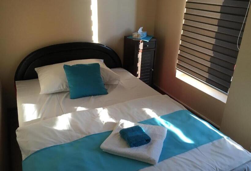 דירת שני חדרים, Abszolút Hotel és Panzió