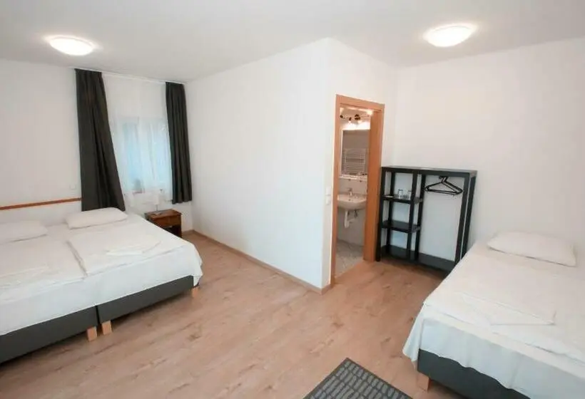 اتاق استاندارد سه نفره, Aquilo Hotel Panoráma