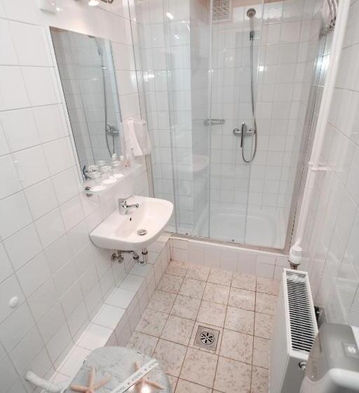 标准三人间, Aquilo Hotel Panoráma