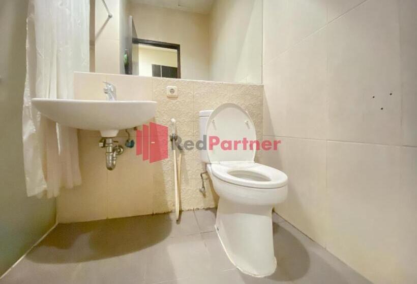 غرفة قياسية, Alpha Makassar Redpartner