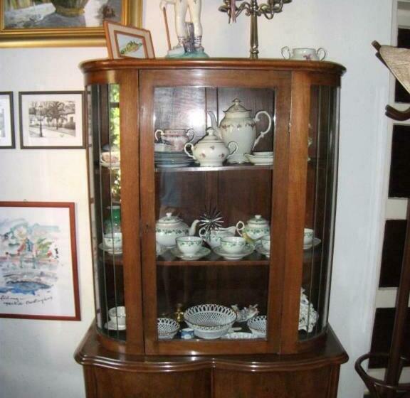 스탠다드 룸, Fónagy és Walter Vendég  és Borház