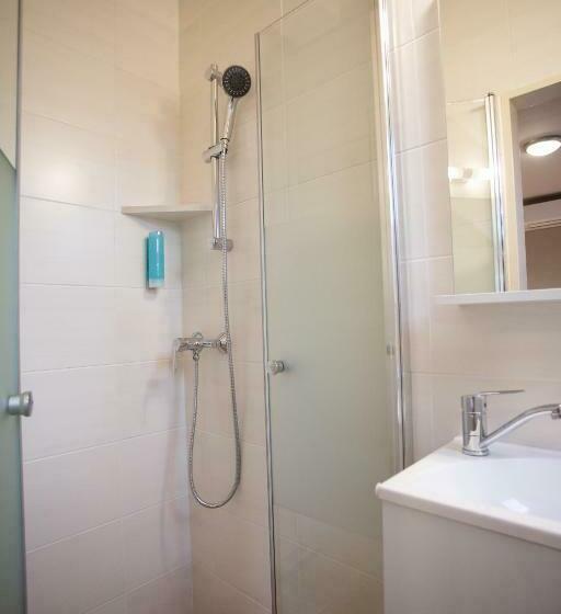 Номер Стандарт, Kakukk Vendéglő Panzió