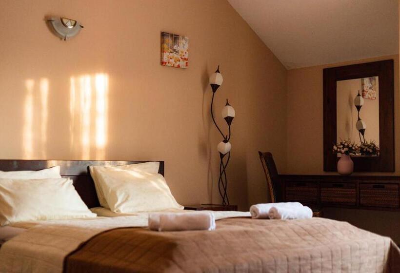 复式套房, Maya Panzio Rezidencia