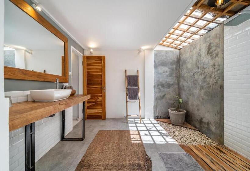 デラックスルーム, Mowies Gili Air