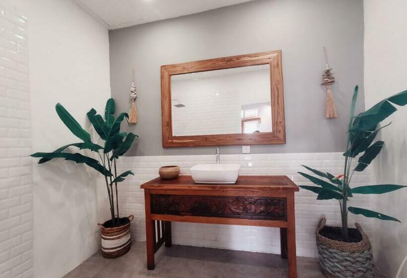 バルコニー付きデラックスルーム, Mowies Gili Air