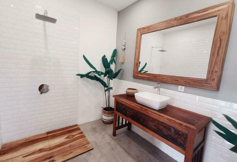 バルコニー付きデラックスルーム, Mowies Gili Air