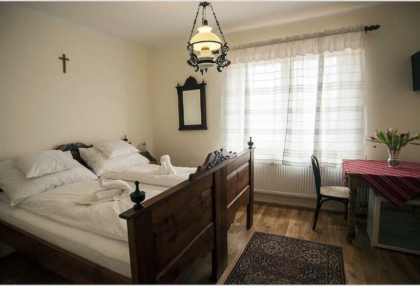 Номер Стандарт, Szent Gellért Borház és Vendégfogadó