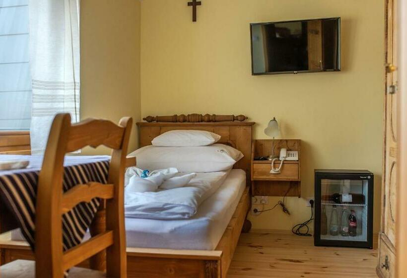 Номер Стандарт Индивидуальный, Szent Gellért Borház és Vendégfogadó