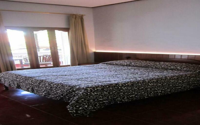 Quarto Deluxe, Agung And Sue Watering Hole I