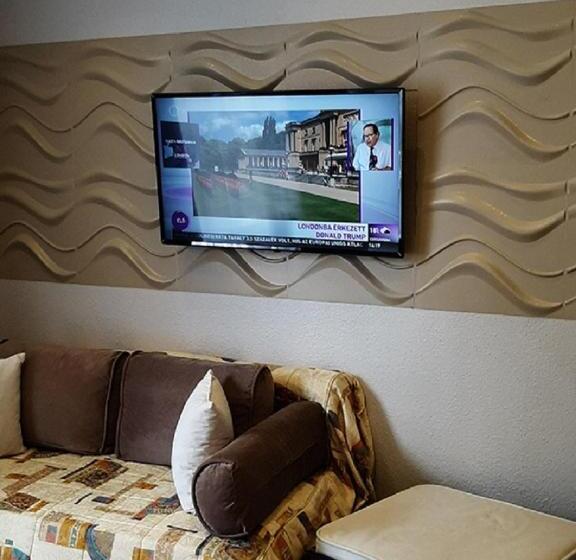 豪华房间, Marvany Panzio