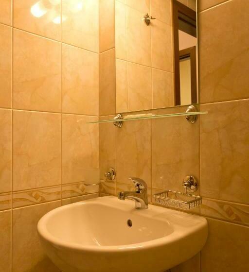 标准单人间, Terazini