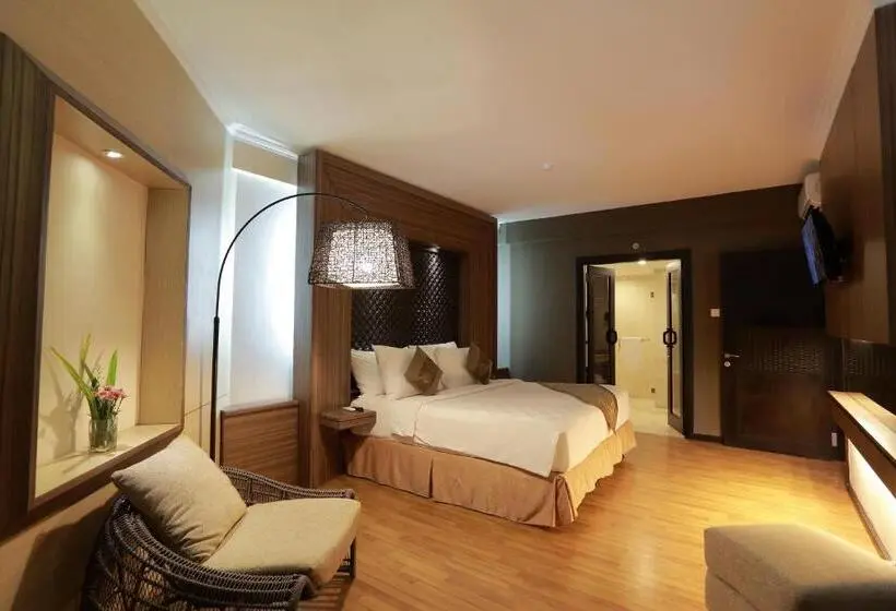 Suite, The Singhasari Resort Batu