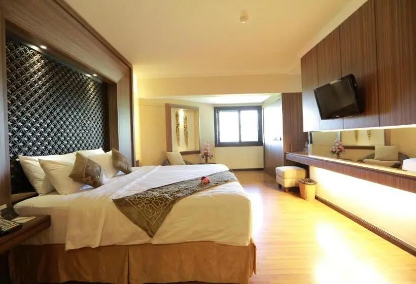 Suite, The Singhasari Resort Batu