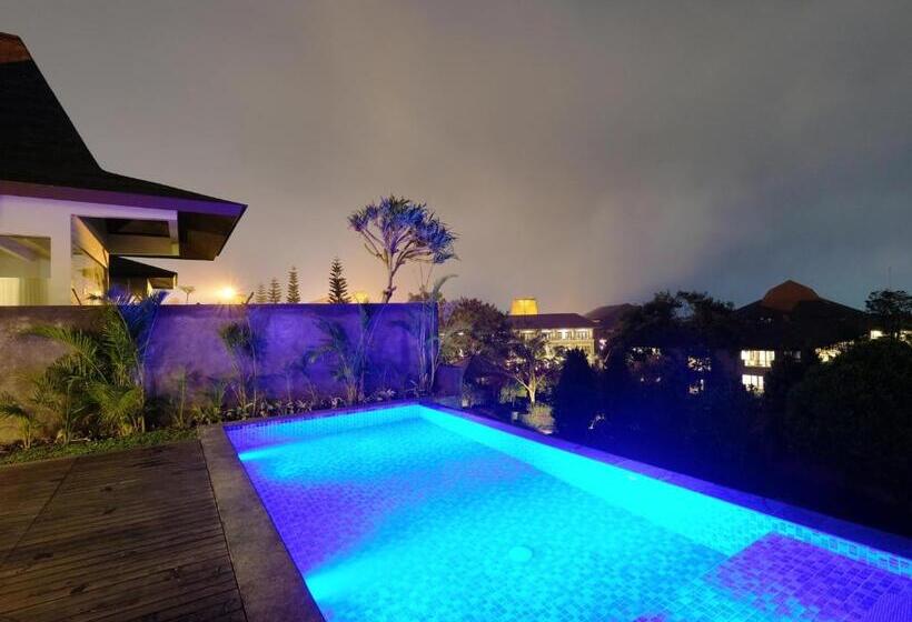 带2个卧室的别墅, The Singhasari Resort Batu