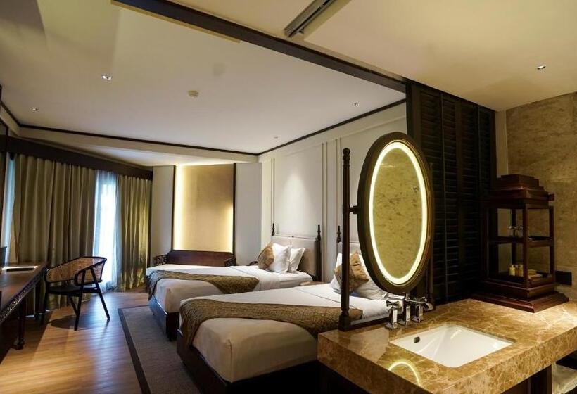 Номер Deluxe, The Singhasari Resort Batu