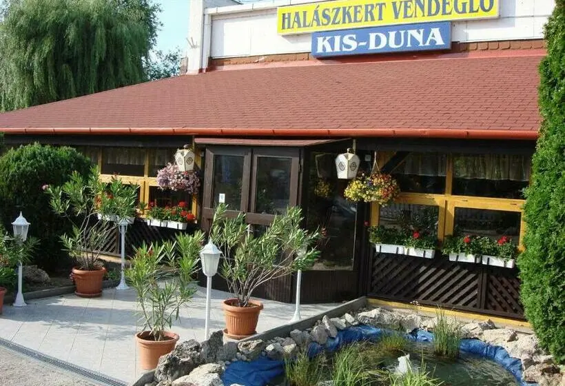 Standard Kolmen Hengen Huone, Kis Duna Motel & Camping