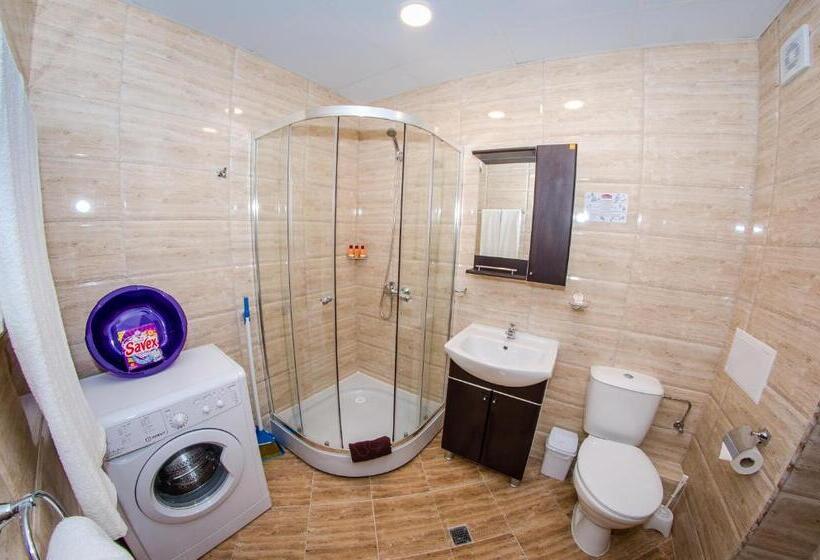 شقة غرفتين نوم إطلالة جانبية على البحر, Premier Fort Sands Resort Full Board