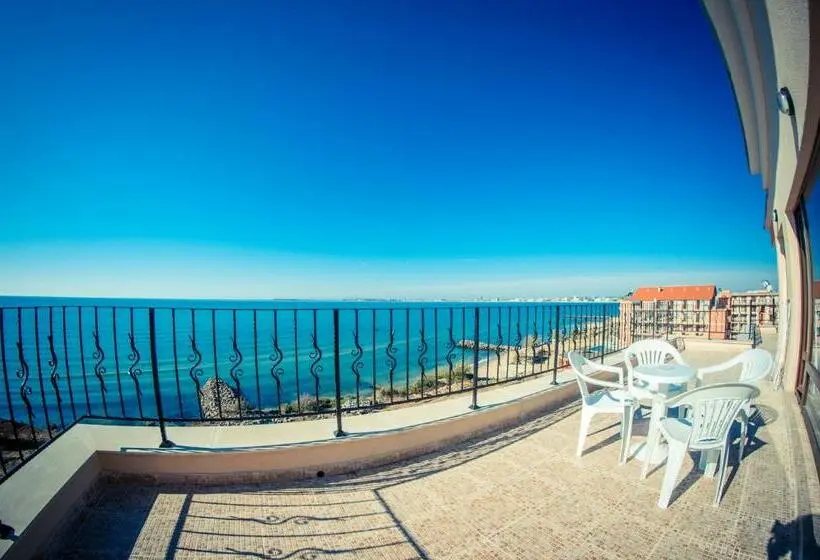 Huoneisto 1 Makuuhuone Sivuttainen Merinäkymä, Premier Fort Sands Resort Full Board