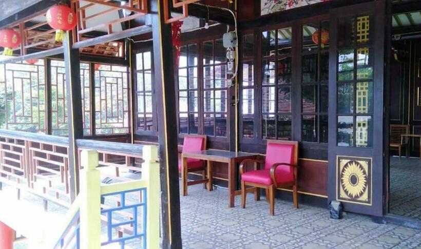 이코노미 룸, Resort Highlander