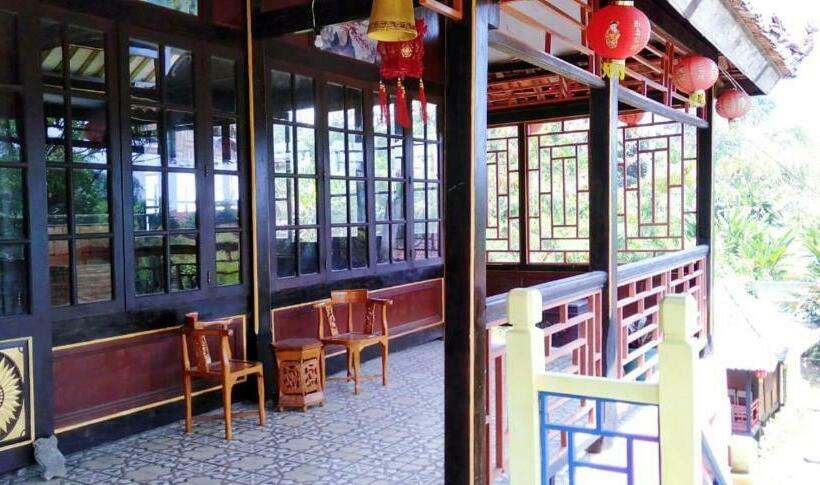 이코노미 룸, Resort Highlander