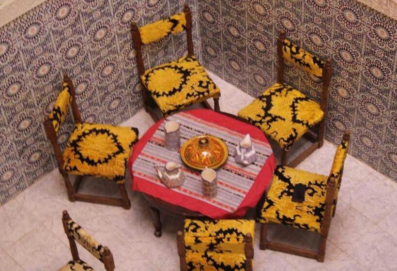 四人标准间, Hostel Rcif