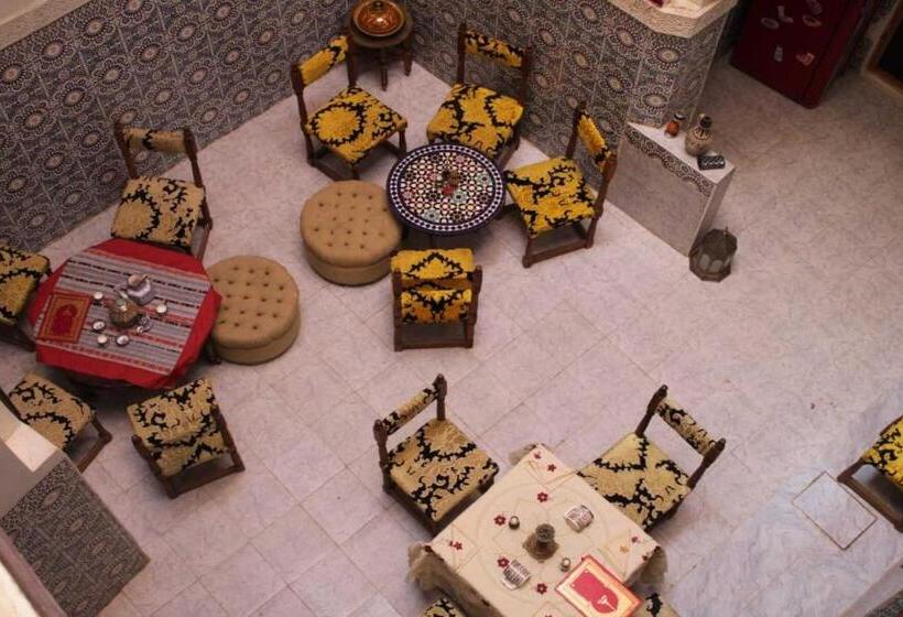 四人标准间, Hostel Rcif