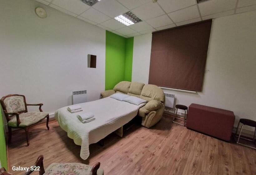 اتاق اکونومی, H18b Euro