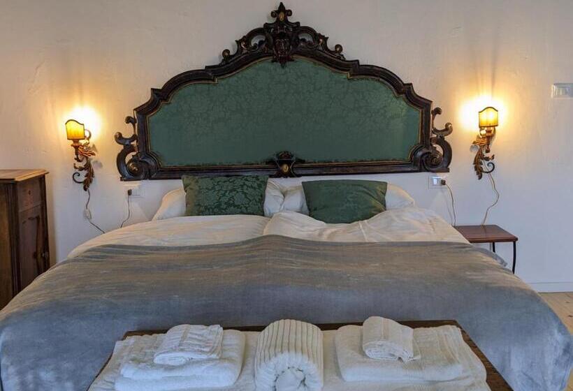 اتاق استاندارد با چشمانداز باغ, Castel San Mauro