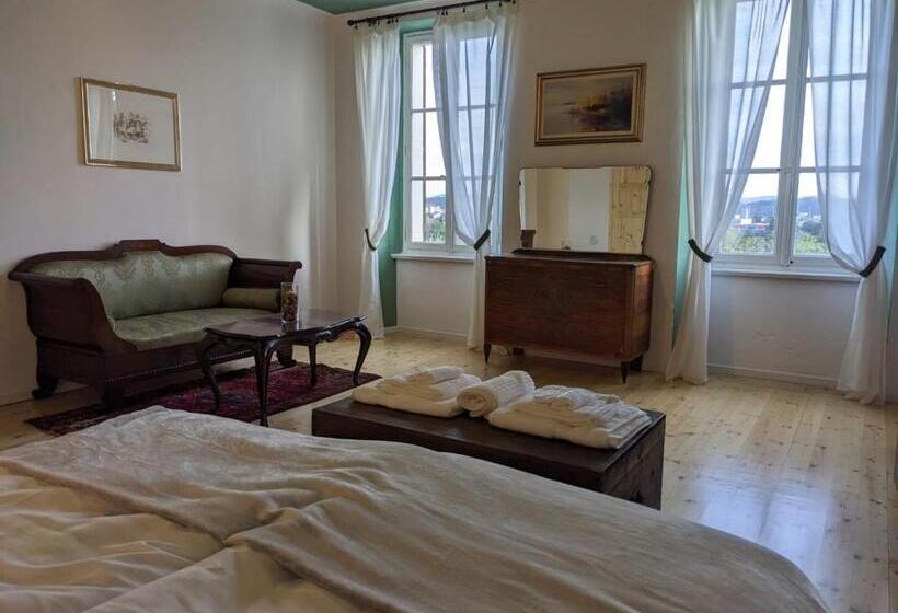 اتاق استاندارد با چشمانداز باغ, Castel San Mauro